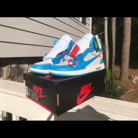 Off-White Other - Jordan 1 off-white unc